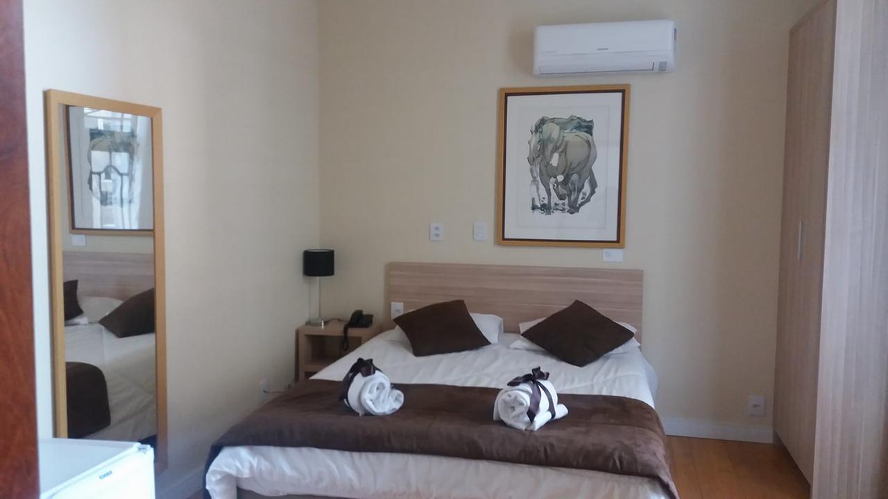 Hotel Praca Da Matriz Порту-Алегри Экстерьер фото